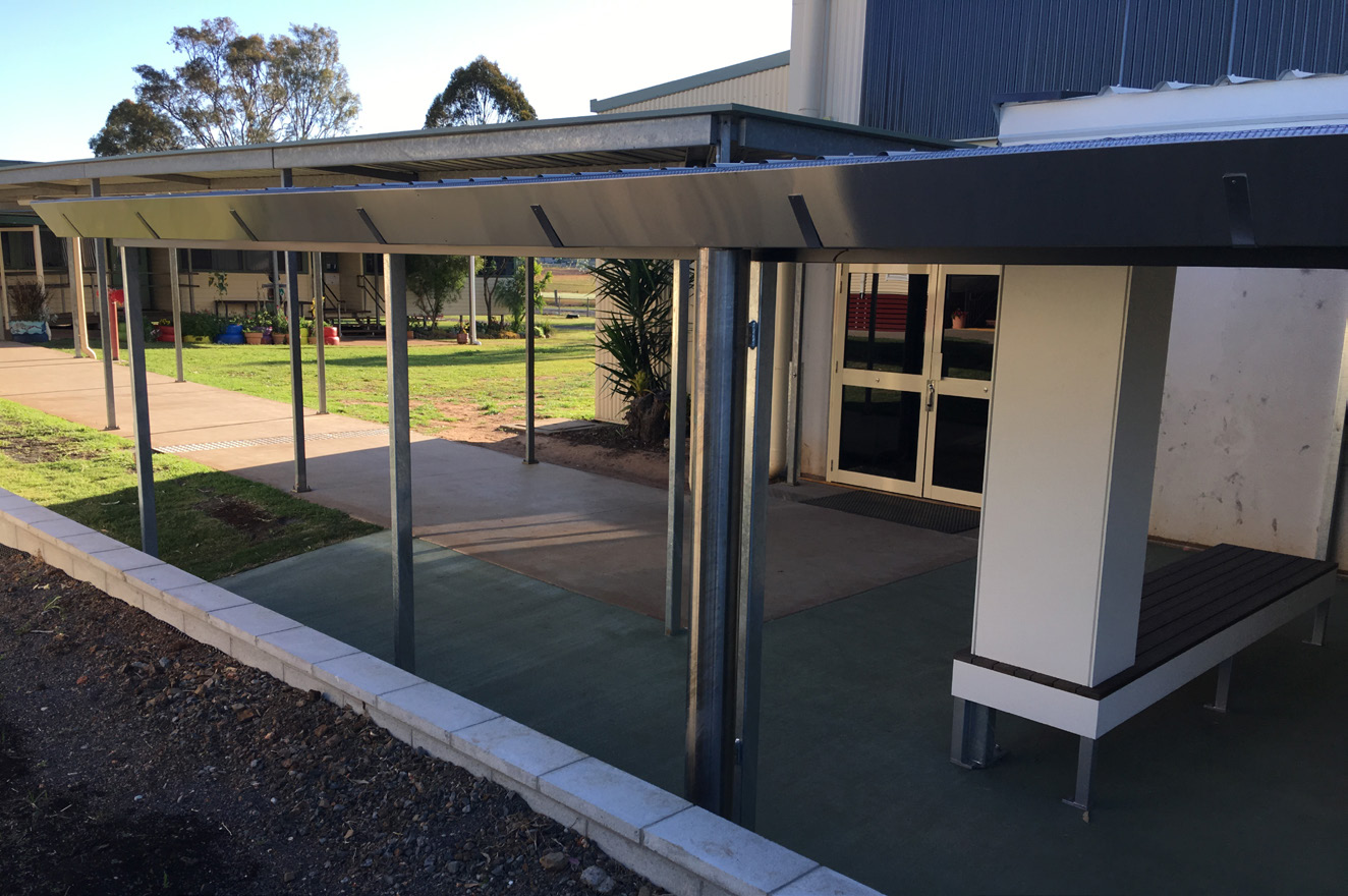 1971 Bunkers Hill School – P4